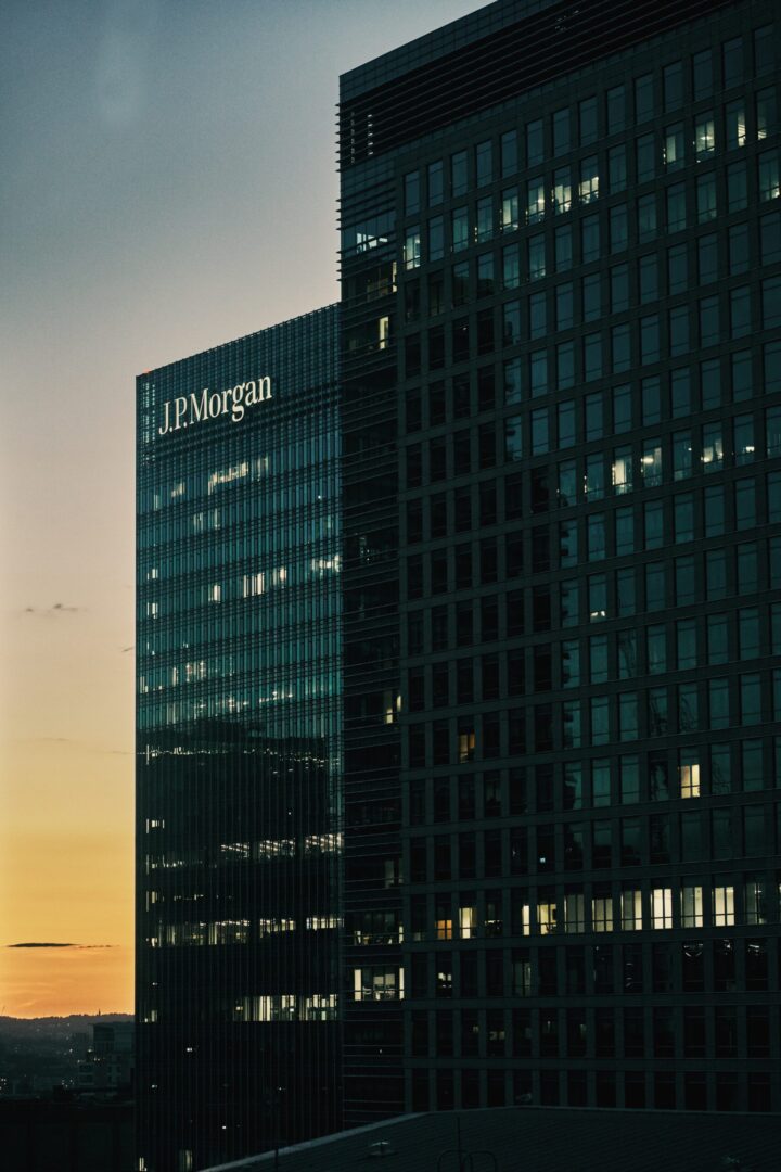 An image of a skyscraper with J.P. Morgan's logo